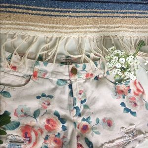 Vintage floral shorts